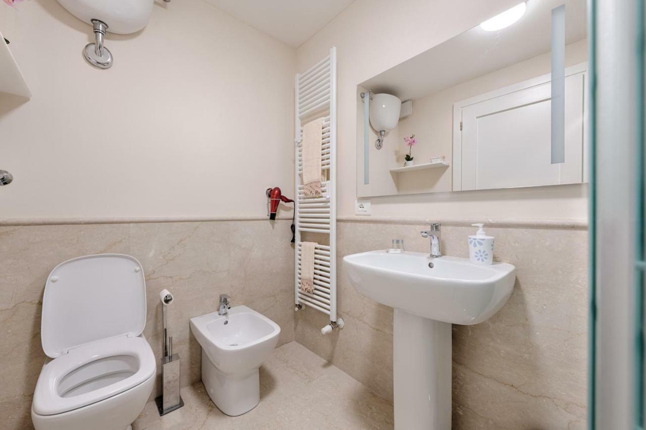 Duomo Luxury Apartment "Palazzo Del Re" Firenze Eksteriør bilde